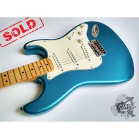 Fender® Standard Stratocaster® '2014 Lake Placid Blue (новое)